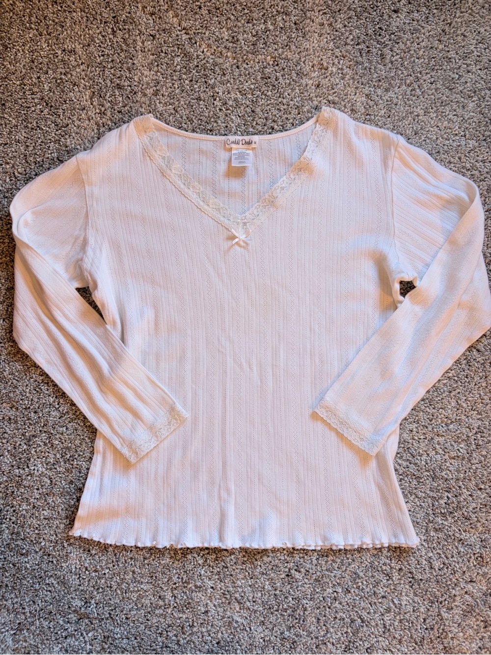 Cuddl duds Cream Lace-Trim V-Neck Long Sleeve Top